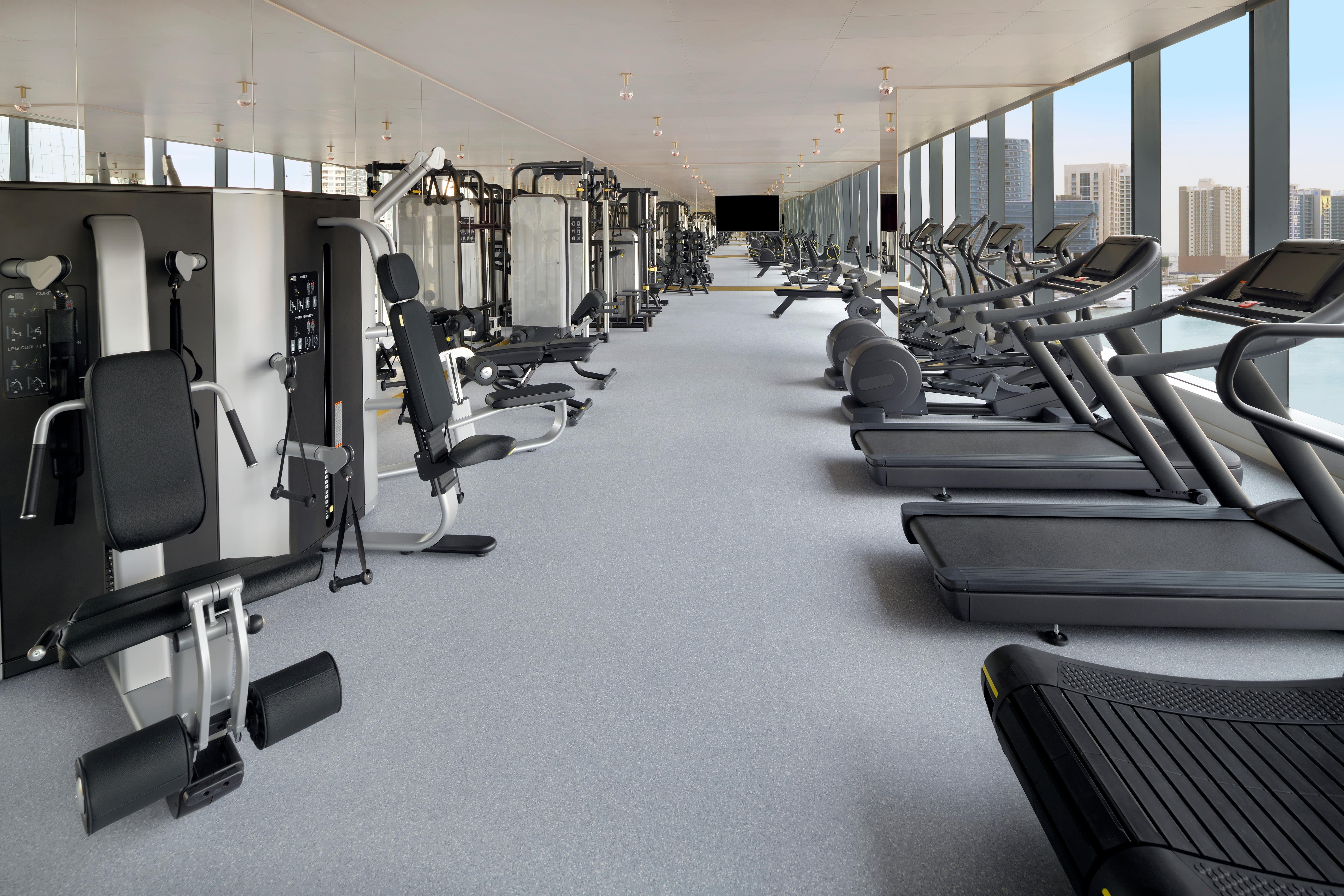 Hotel Indigo Dubai Downtown By Ihg Esterno foto The gym at The Standard East Village